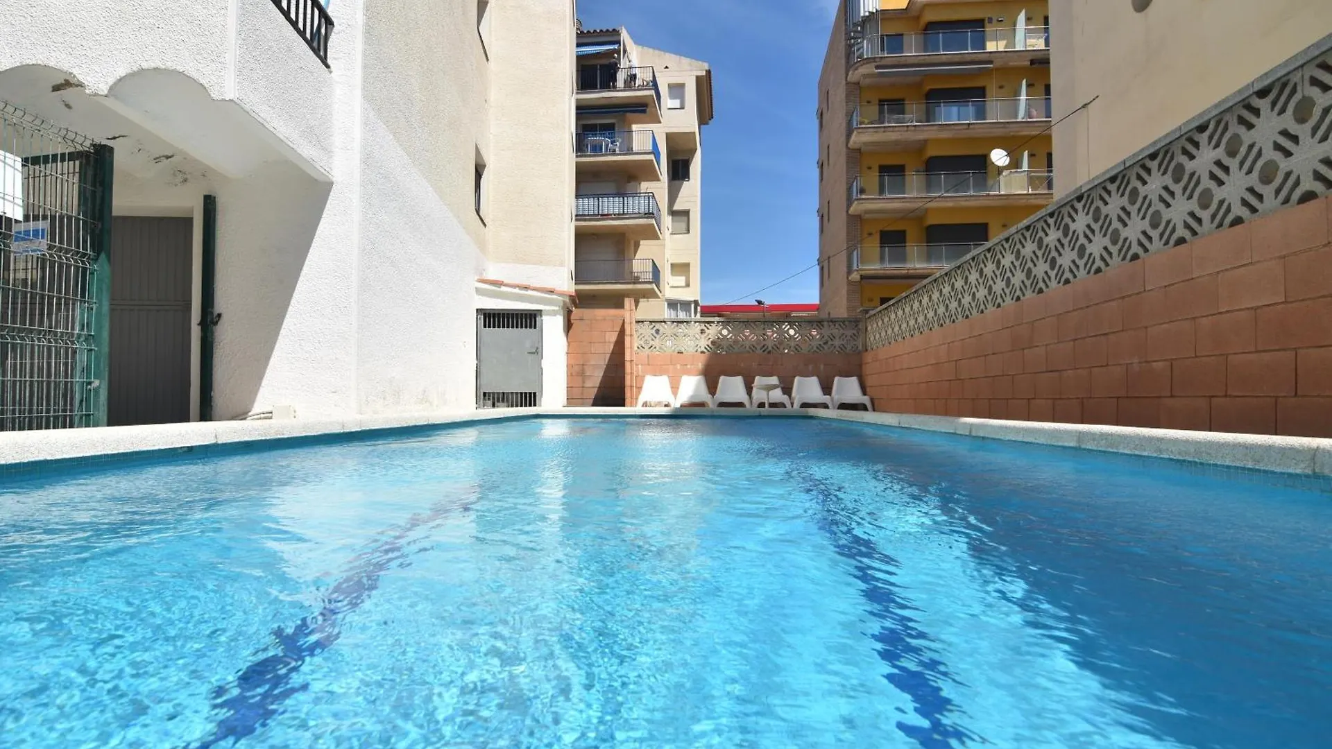 Rnet - Mta Apartaments A3 Roses Espanha